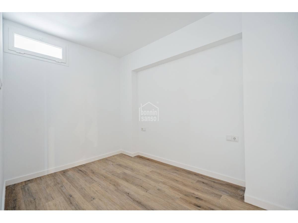 Apartment in Mahon, Menorca, Spain 3 bedrooms, 69 sq.m. No. 199030