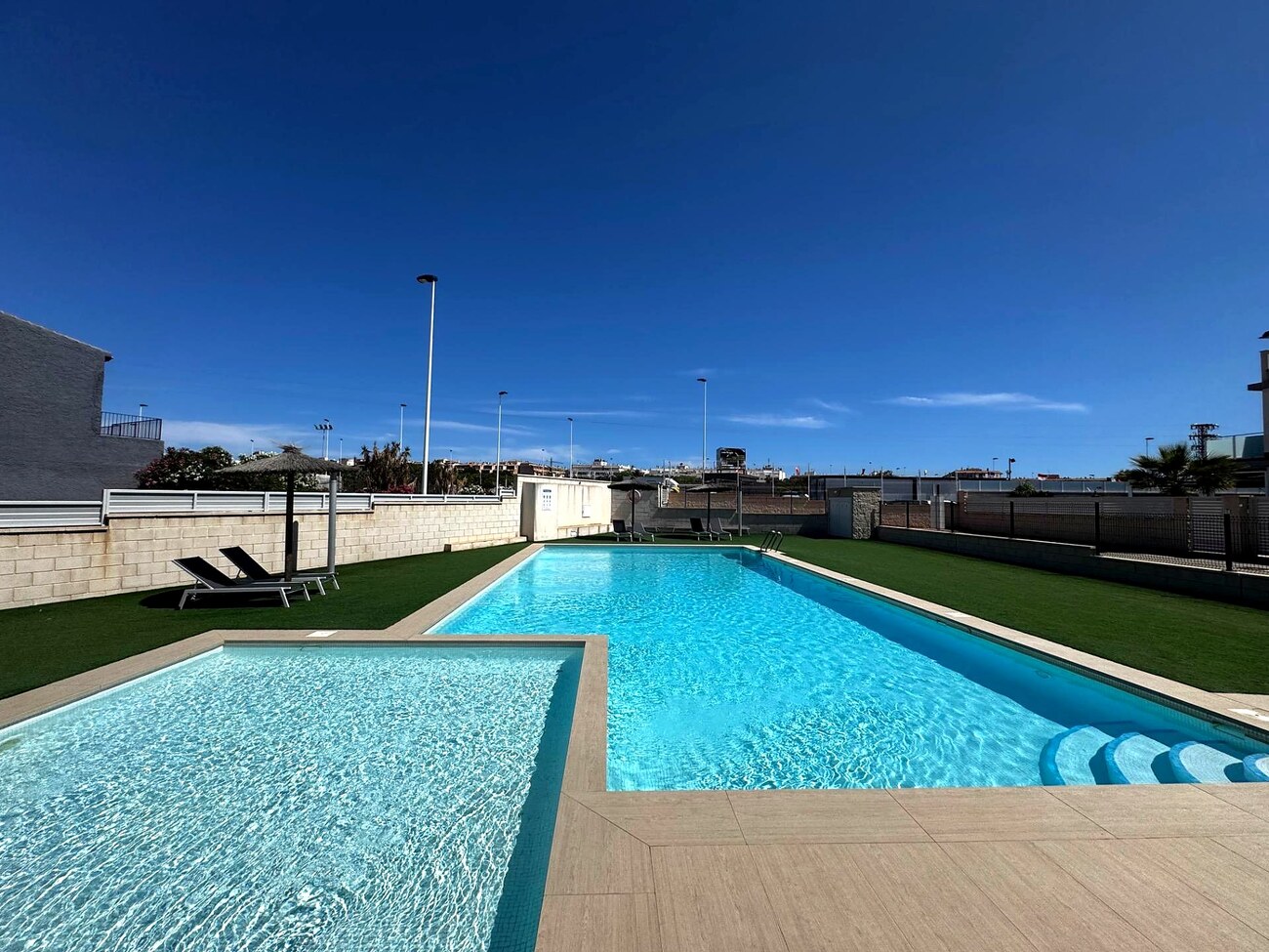 Apartament w Torrevieja, Alicante, Hiszpania 3 sypialnie, 93 mkw. nr 199738