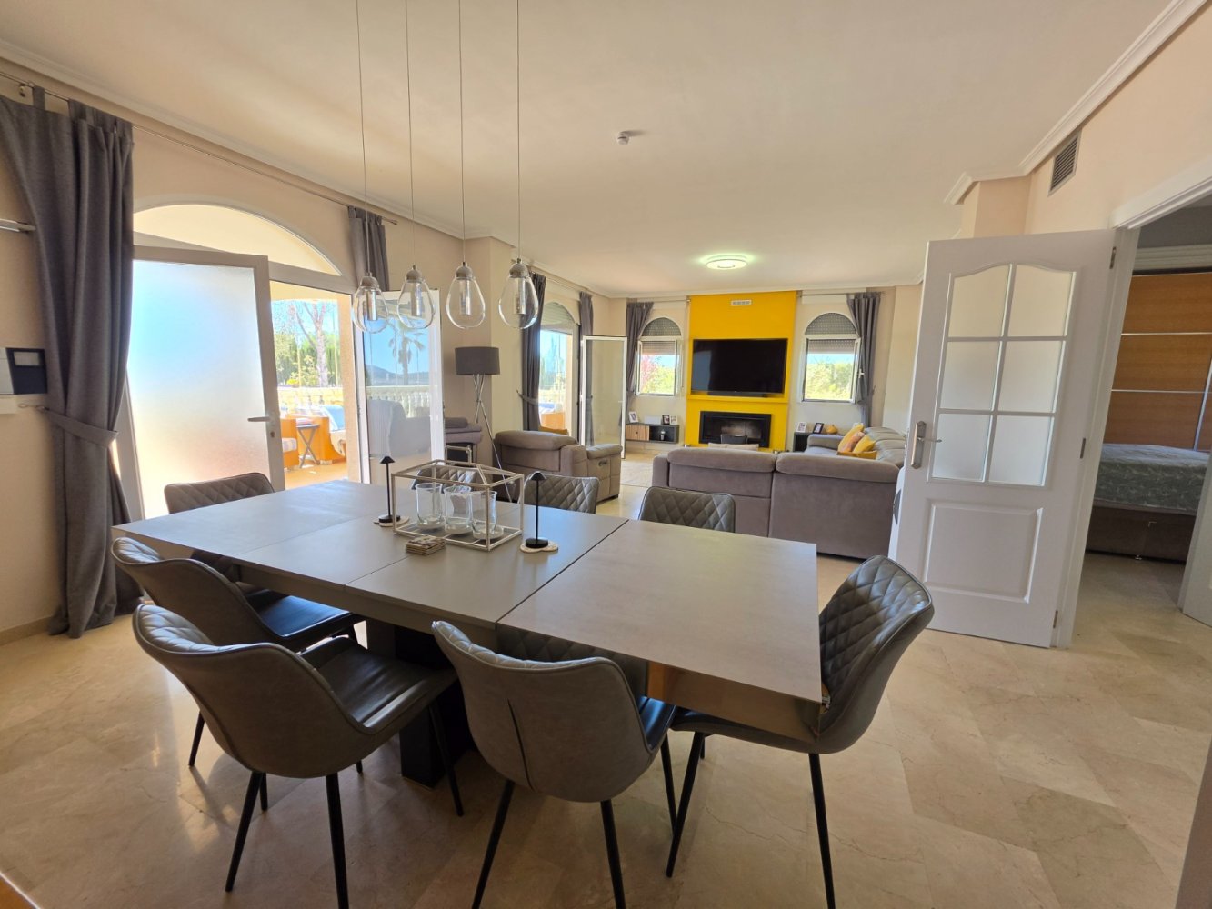 Villa en Pinoso, Alicante, España 4 dormitorios, 405 m2 No. 198968
