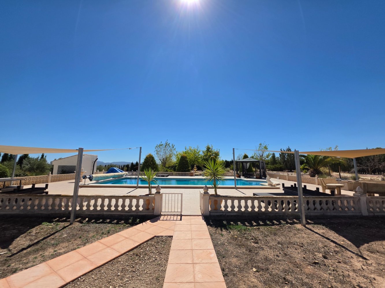 Villa en Pinoso, Alicante, España 4 dormitorios, 405 m2 No. 198968