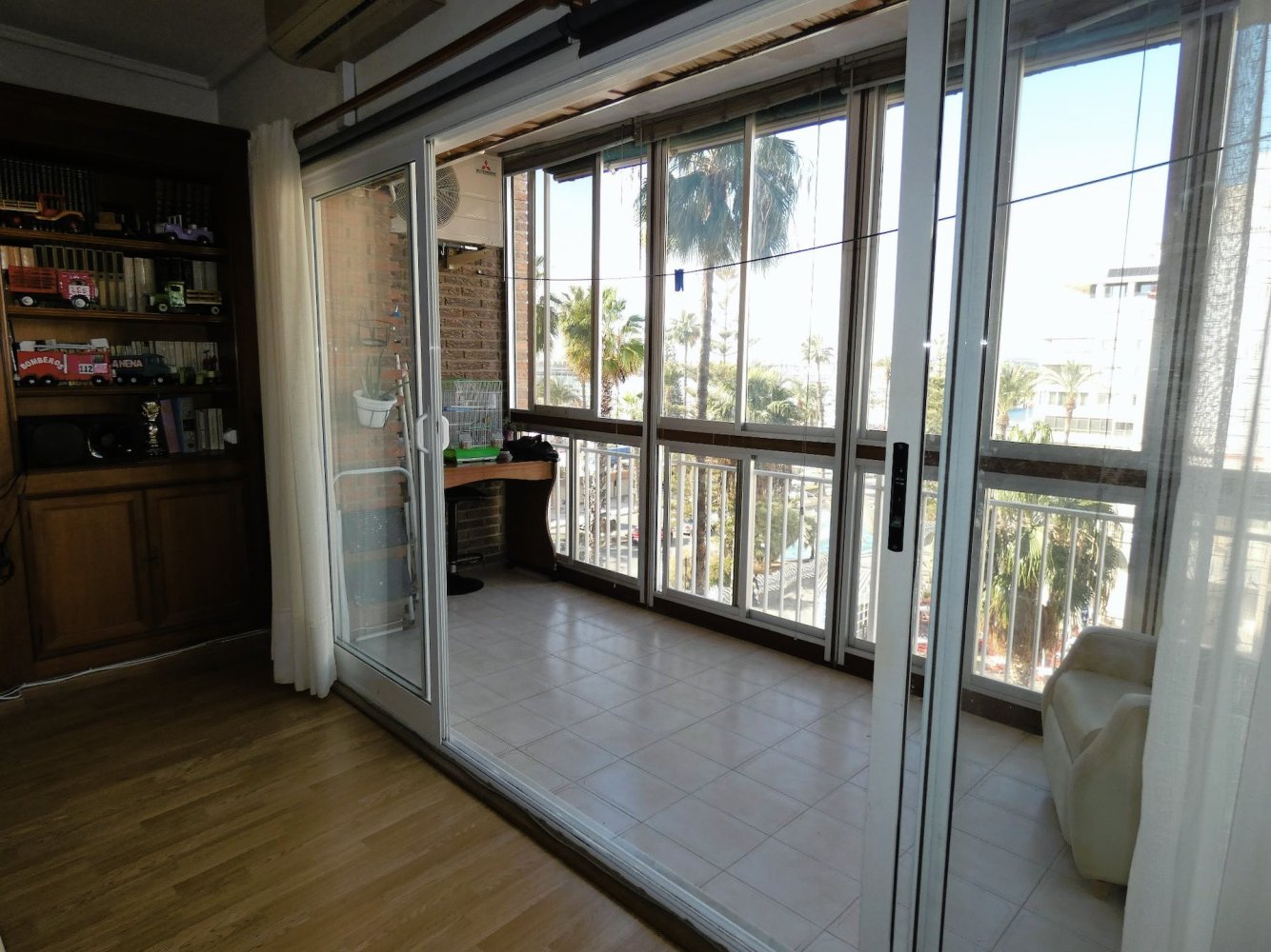Apartment in Torrevieja, Alicante, Spain 3 bedrooms, 114 sq.m. No. 199340