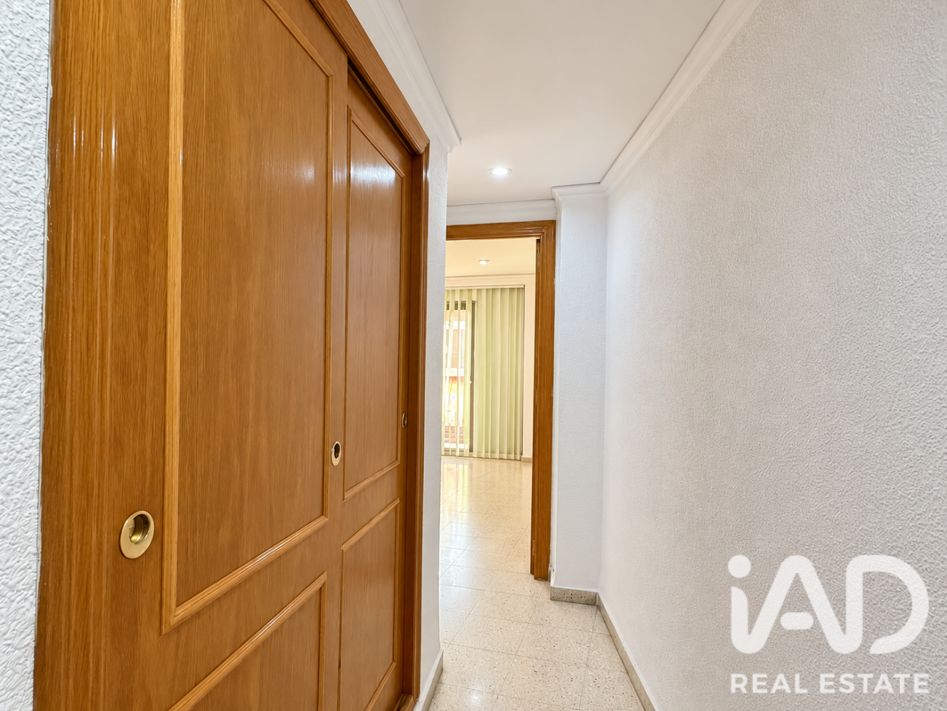Apartment in Valencia, Spain 4 bedrooms, 118 sq.m. No. 198690