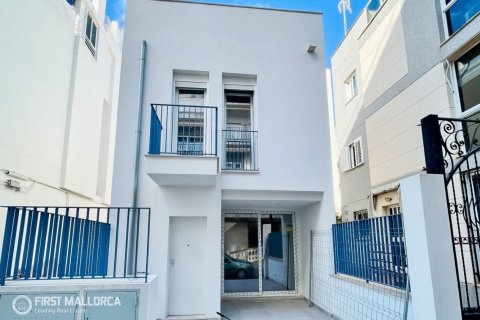 Villa in Palma de Majorca, Mallorca, Spain 2 bedrooms, 106 sq.m. No. 199032