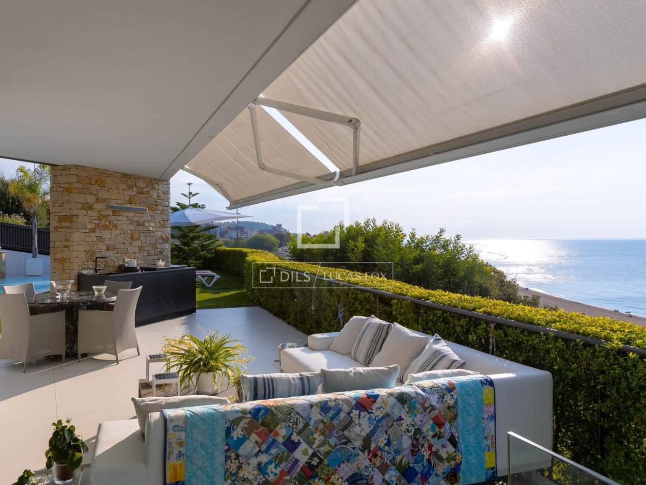 Villa a Sant Pol de Mar, Barcelona, Spagna 4 camere da letto, 375 mq. N° 197105