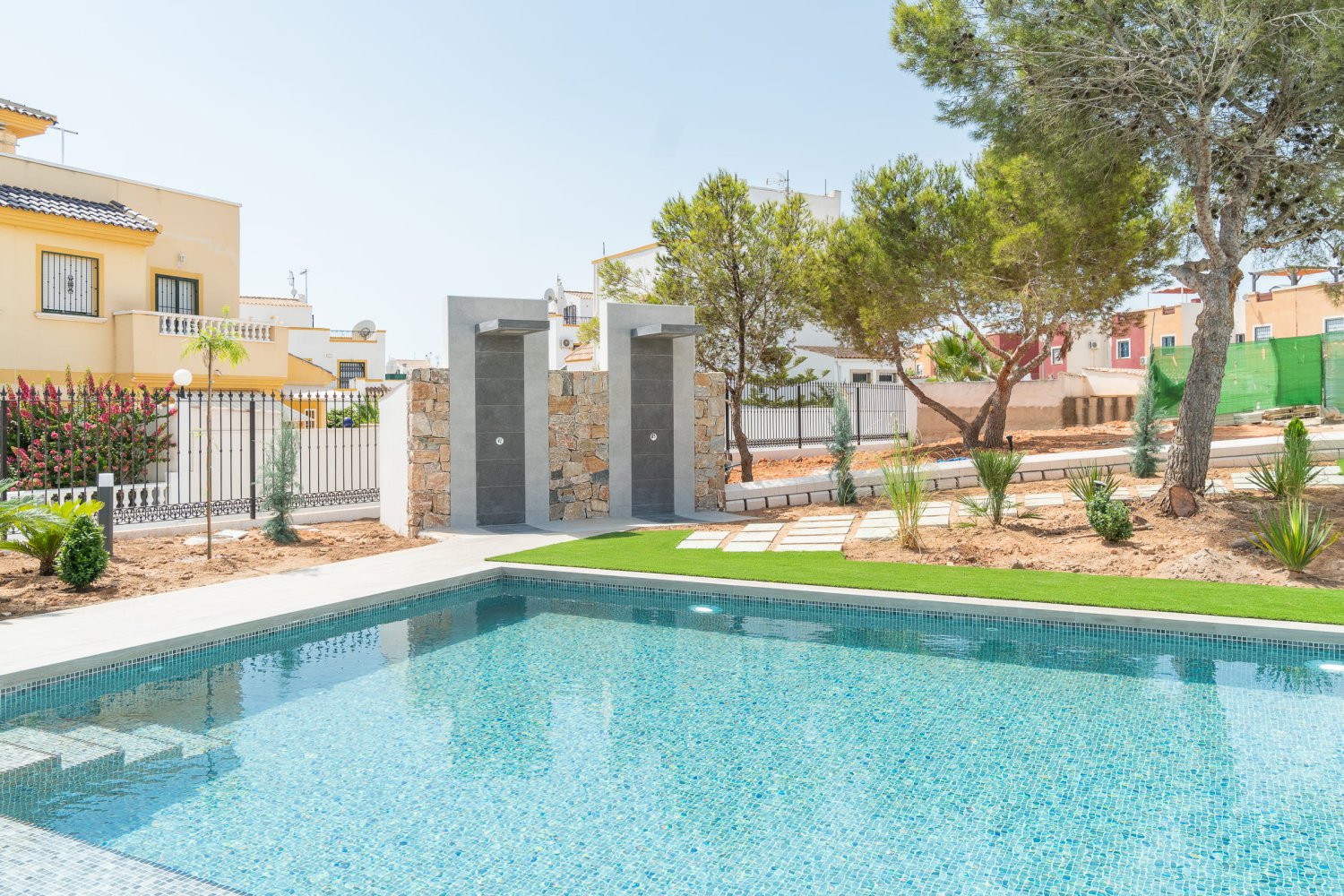 Bungalow a Torrevieja, Alicante, Spagna 3 camere da letto, 82 mq. N° 198218