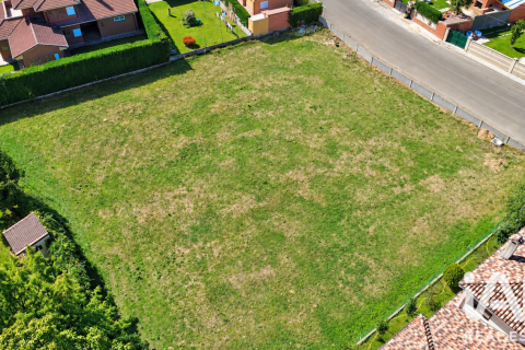 Zemes gabals Sariegos, Leon, Spānijā 2020 m2 Nr. 197808