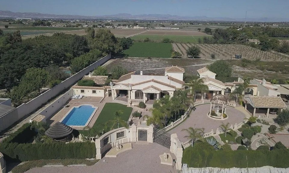 Finca Daya Vieja, Alicante, Spānijā 4 istabas, 230 m2 Nr. 199325