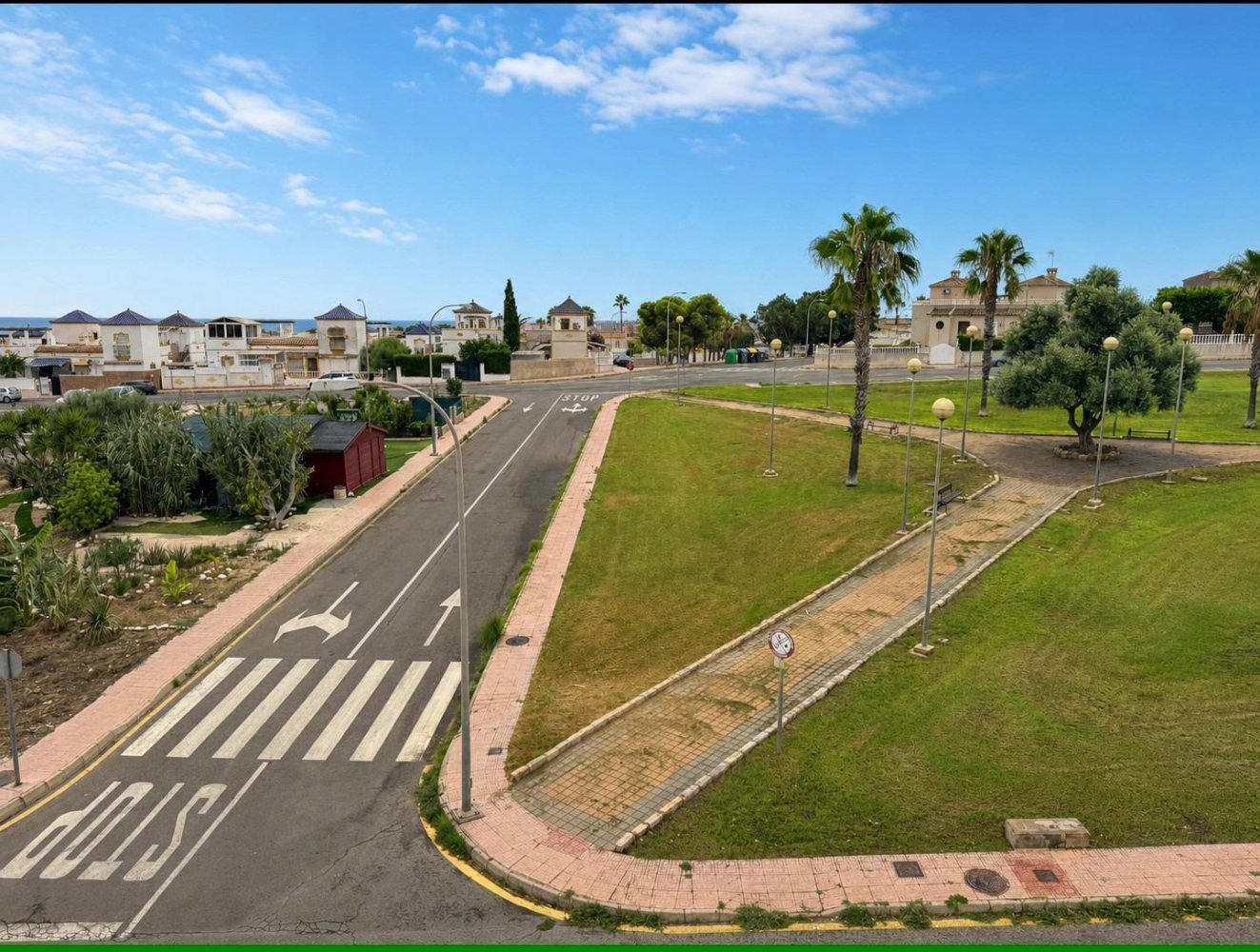 Bungalow i Los Balcones, Alicante, Spanien 2 sovrum, 75 kvm. Nr. 198446