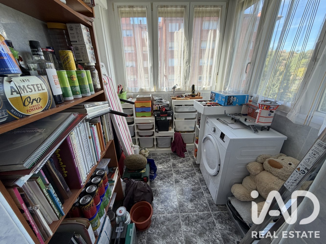 Apartamento en Valladolid, España 4 dormitorios, 149 m2 No. 197770