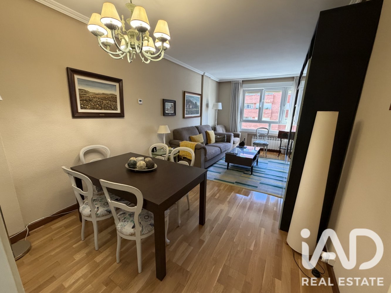 Apartamento en Valladolid, España 4 dormitorios, 149 m2 No. 197770