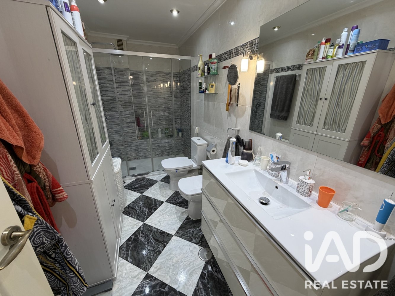 Apartamento en Valladolid, España 4 dormitorios, 149 m2 No. 197770