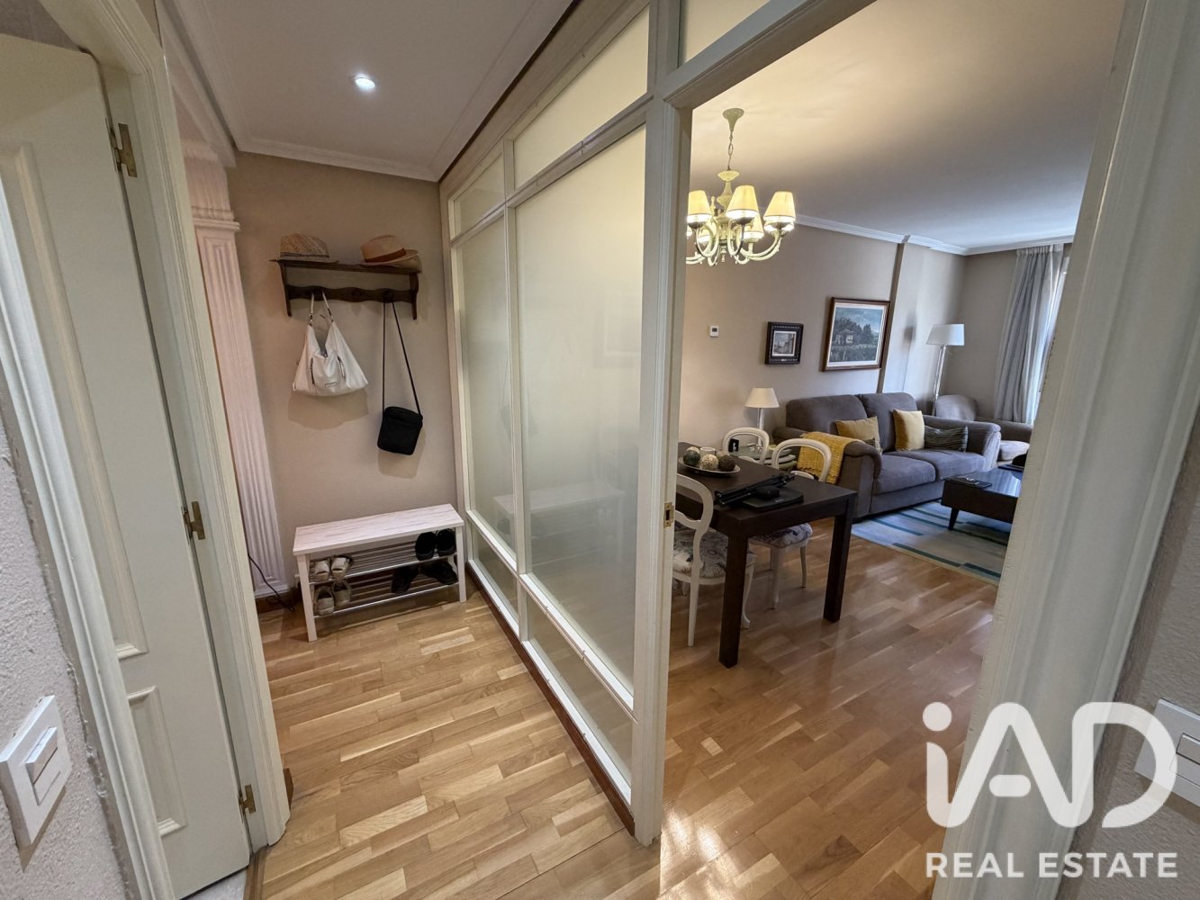 Apartamento en Valladolid, España 4 dormitorios, 149 m2 No. 197770