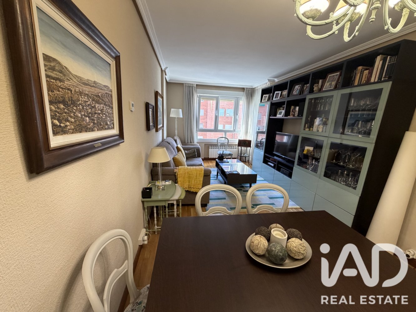 Apartamento en Valladolid, España 4 dormitorios, 149 m2 No. 197770