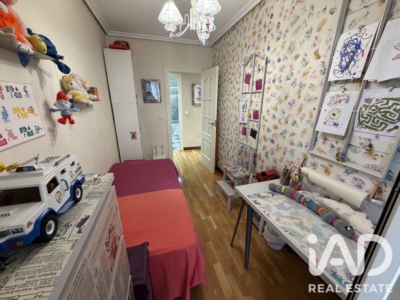Apartamento en Valladolid, España 4 dormitorios, 149 m2 No. 197770