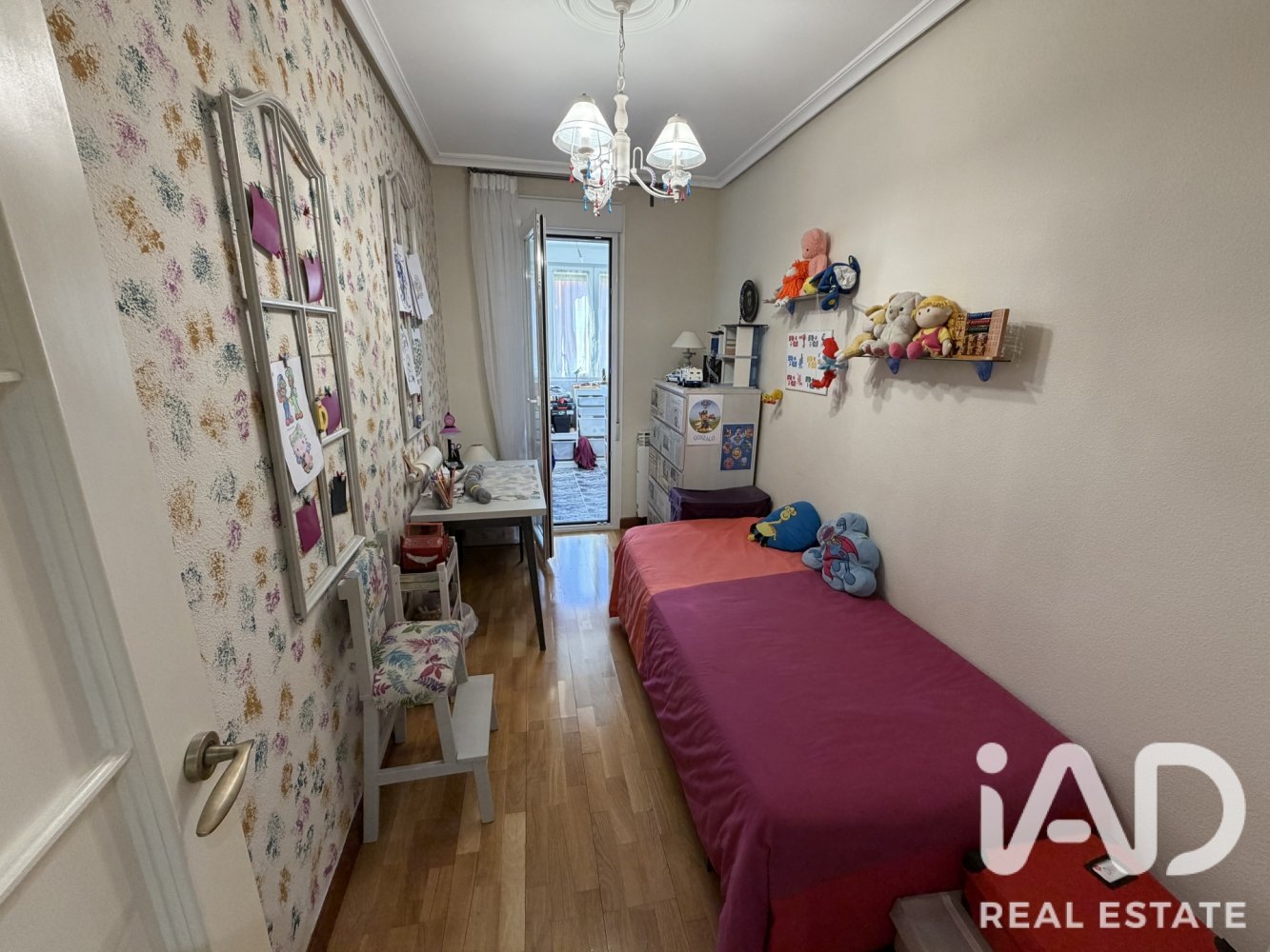 Apartamento en Valladolid, España 4 dormitorios, 149 m2 No. 197770