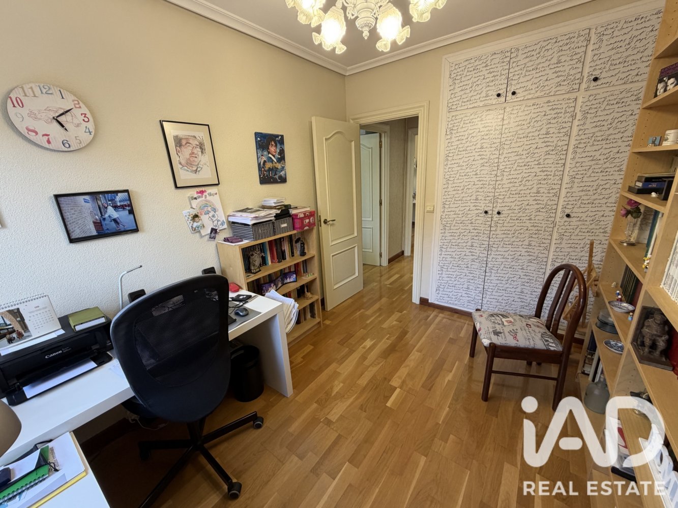 Apartamento en Valladolid, España 4 dormitorios, 149 m2 No. 197770