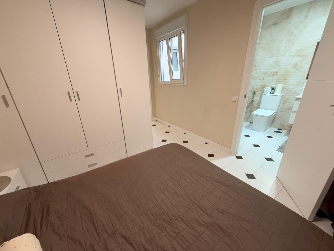 Apartamento en Torrevieja, Alicante, España 3 dormitorios, 90 m2 No. 199863