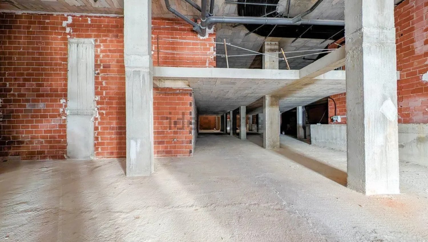 Commercial property in Calpe, Alicante, Spain 950 sq.m. No. 197310