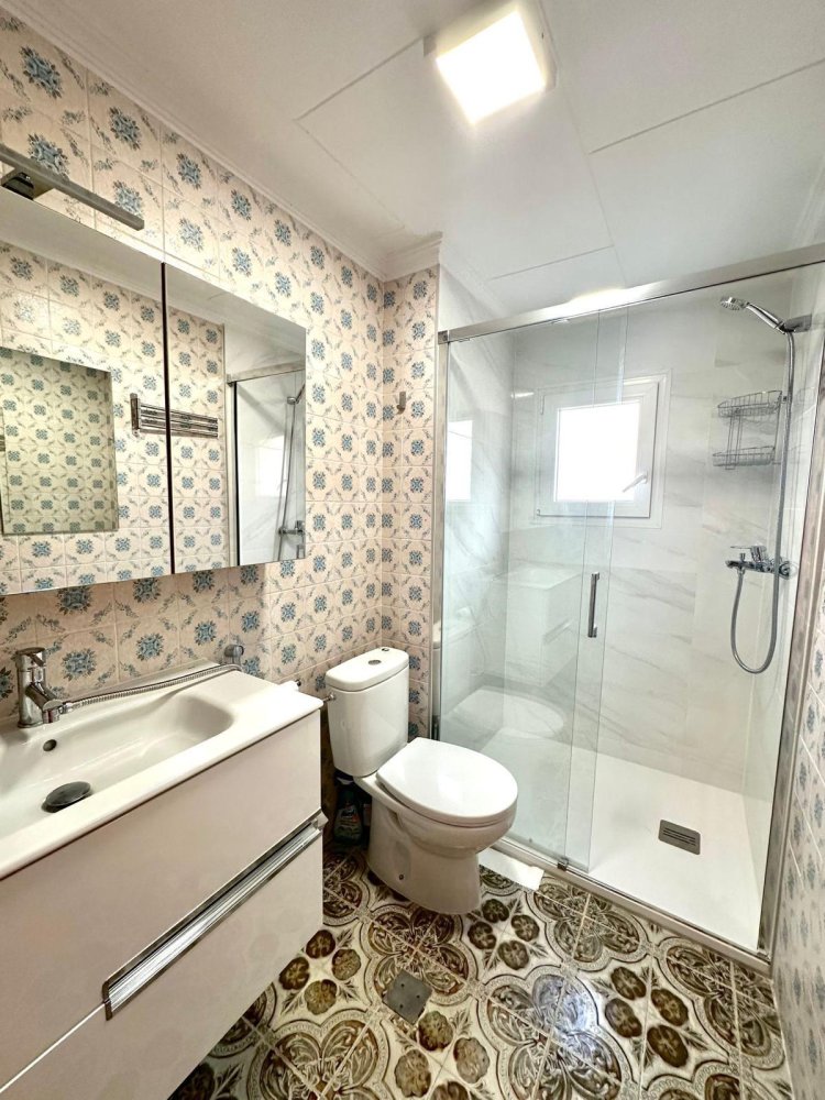 Apartamento en Torrevieja, Alicante, España 3 dormitorios, 93 m2 No. 199812