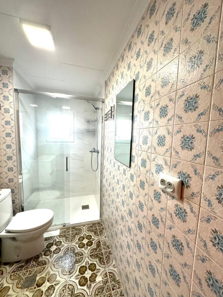 Apartamento en Torrevieja, Alicante, España 3 dormitorios, 93 m2 No. 199812