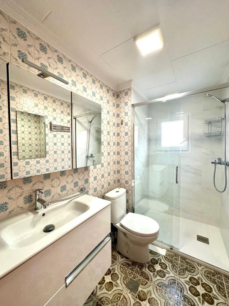 Apartamento en Torrevieja, Alicante, España 3 dormitorios, 93 m2 No. 199812