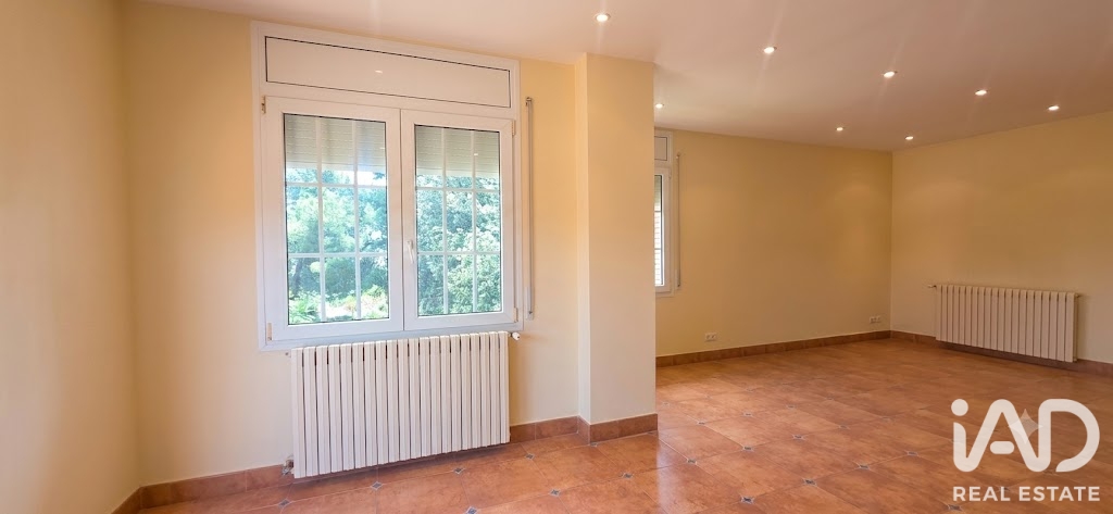 Māja Olerdola, Barcelona, Spānijā 4 istabas, 475 m2 Nr. 197712