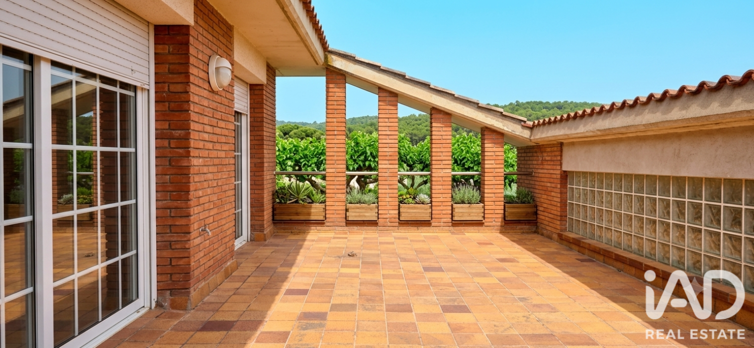 Māja Olerdola, Barcelona, Spānijā 4 istabas, 475 m2 Nr. 197712