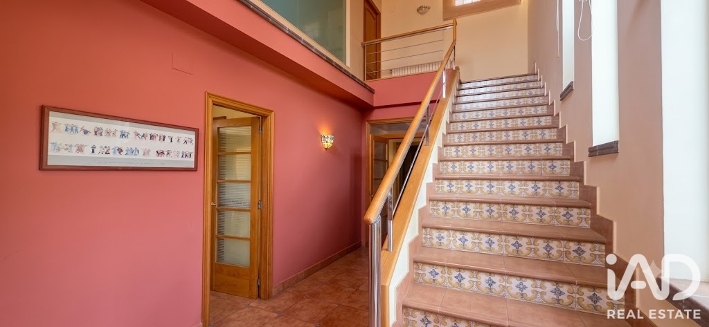 Māja Olerdola, Barcelona, Spānijā 4 istabas, 475 m2 Nr. 197712