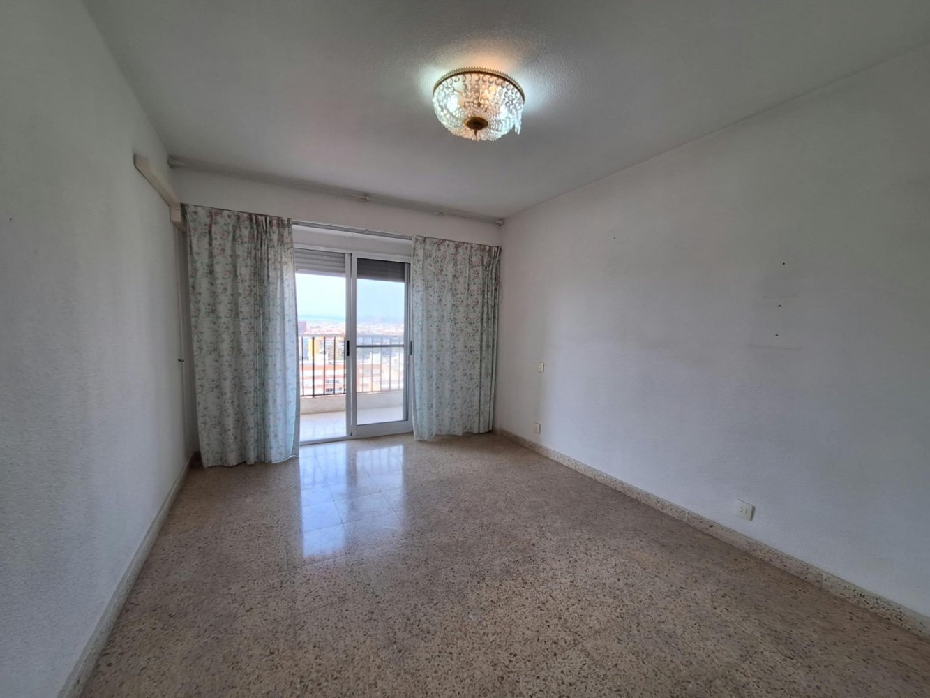 Dzīvoklis Alicante, Spānijā 1 istaba, 104 m2 Nr. 199186