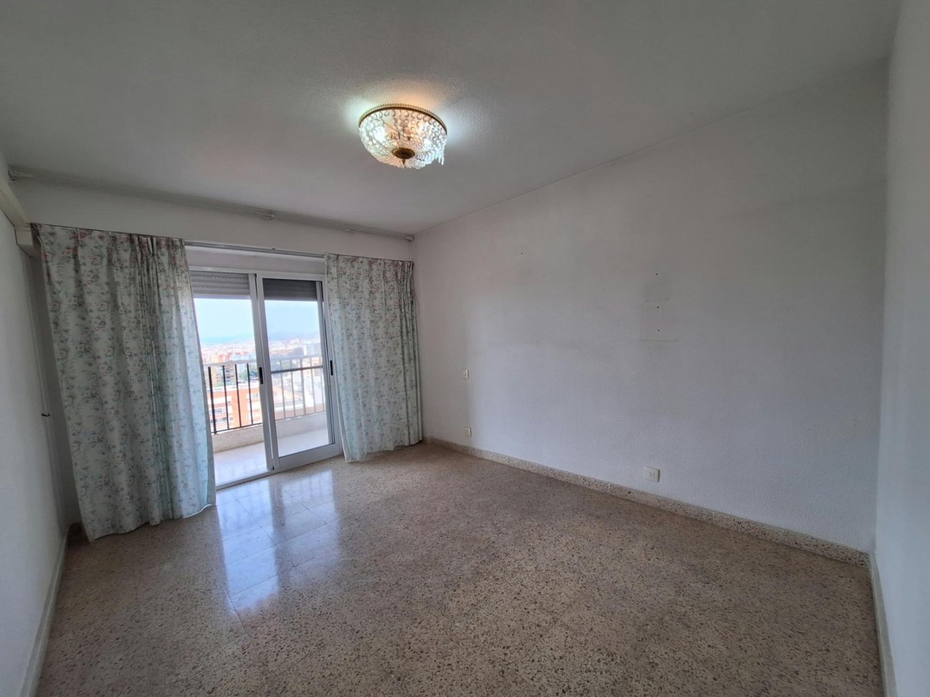 Dzīvoklis Alicante, Spānijā 1 istaba, 104 m2 Nr. 199186