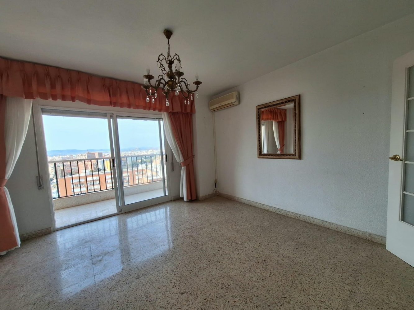 Dzīvoklis Alicante, Spānijā 1 istaba, 104 m2 Nr. 199186