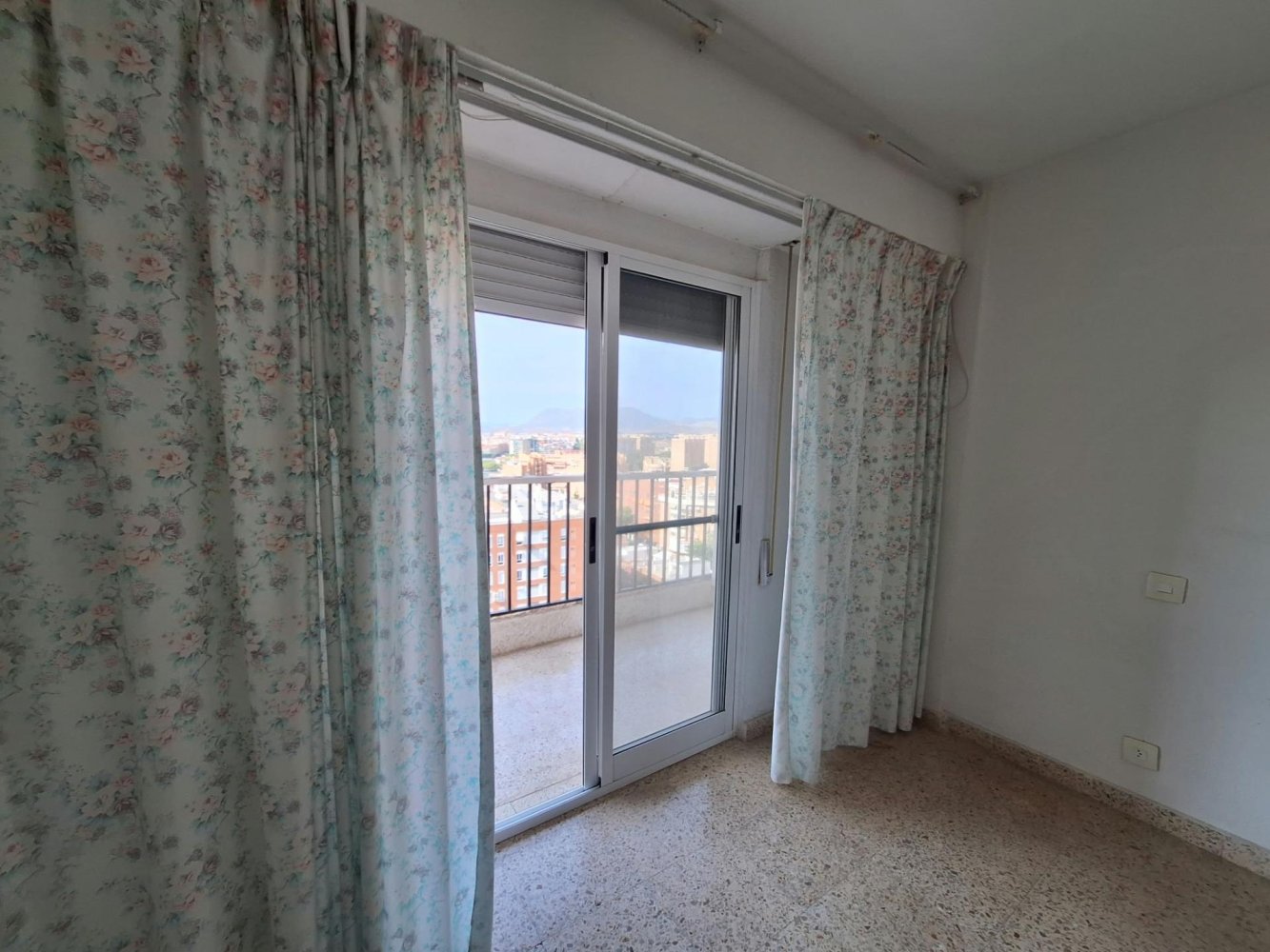 Dzīvoklis Alicante, Spānijā 1 istaba, 104 m2 Nr. 199186