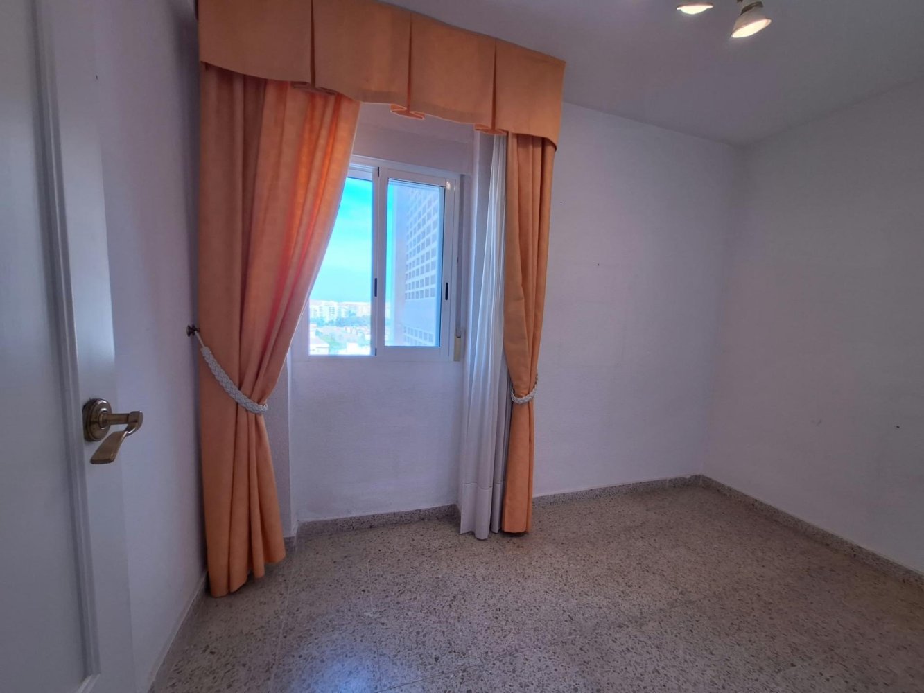 Dzīvoklis Alicante, Spānijā 1 istaba, 104 m2 Nr. 199186