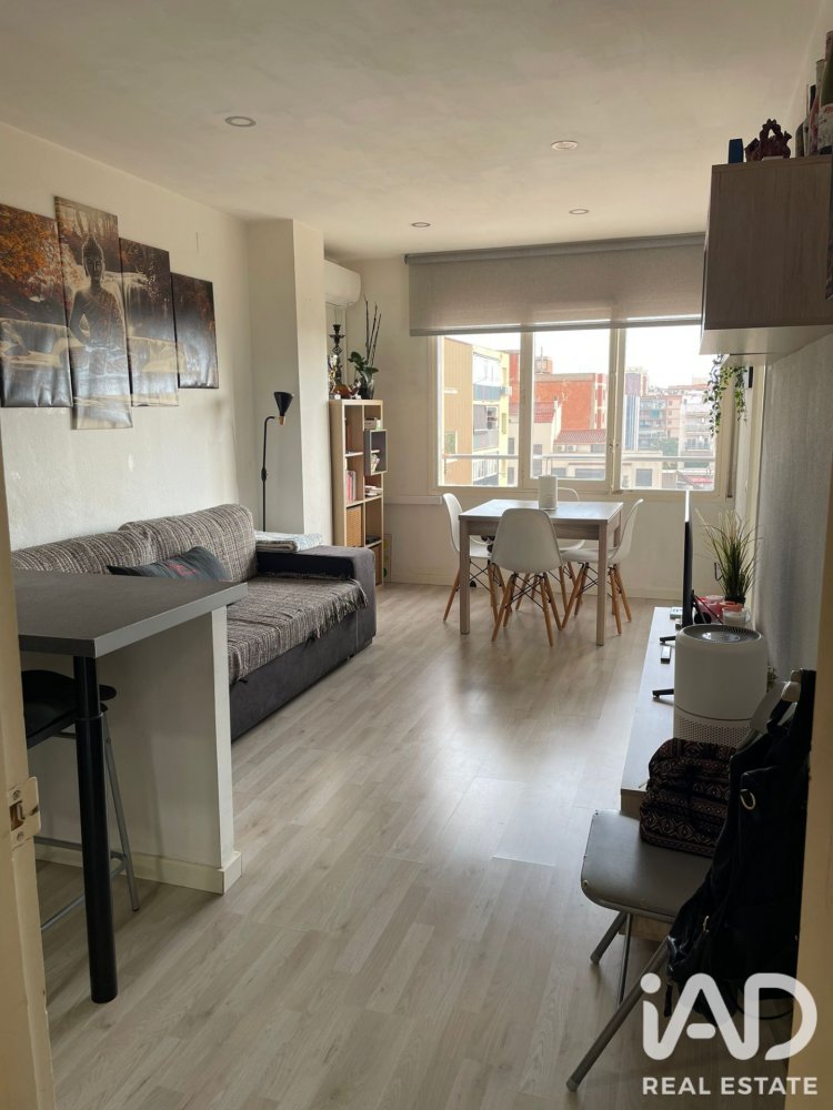 Apartamento en Sabadell, Barcelona, España 2 dormitorios, 76 m2 No. 197816