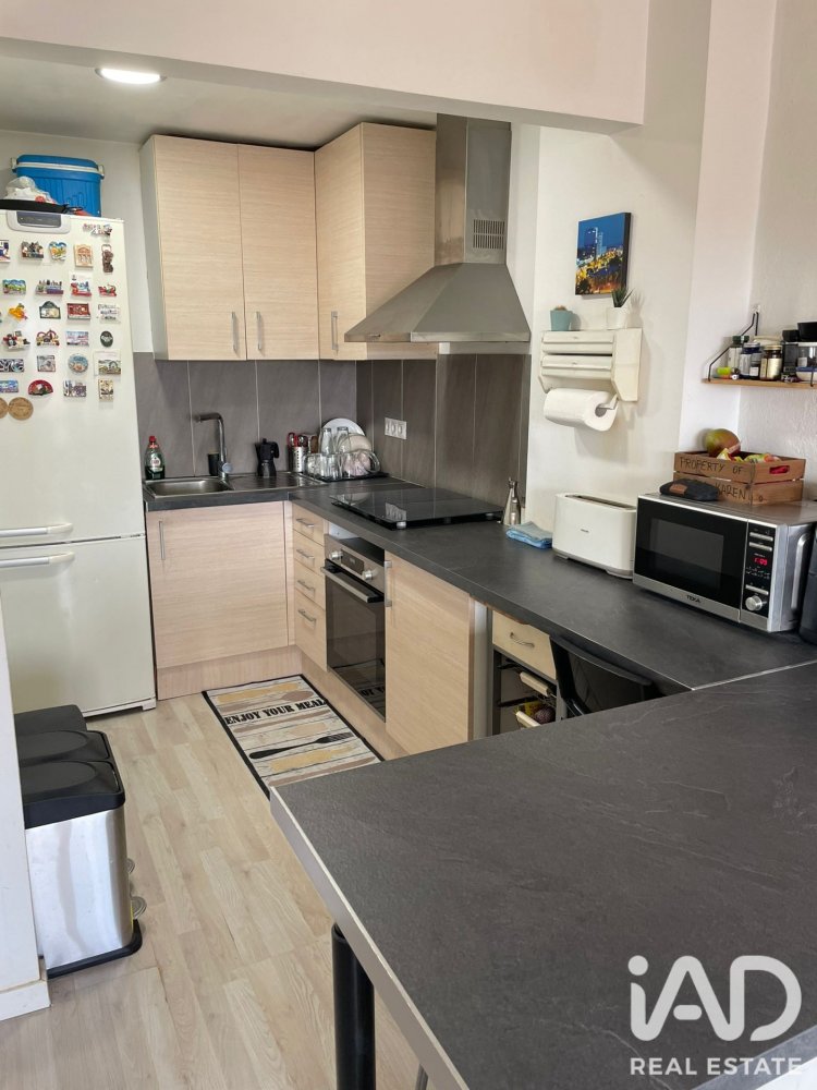 Apartamento en Sabadell, Barcelona, España 2 dormitorios, 76 m2 No. 197816