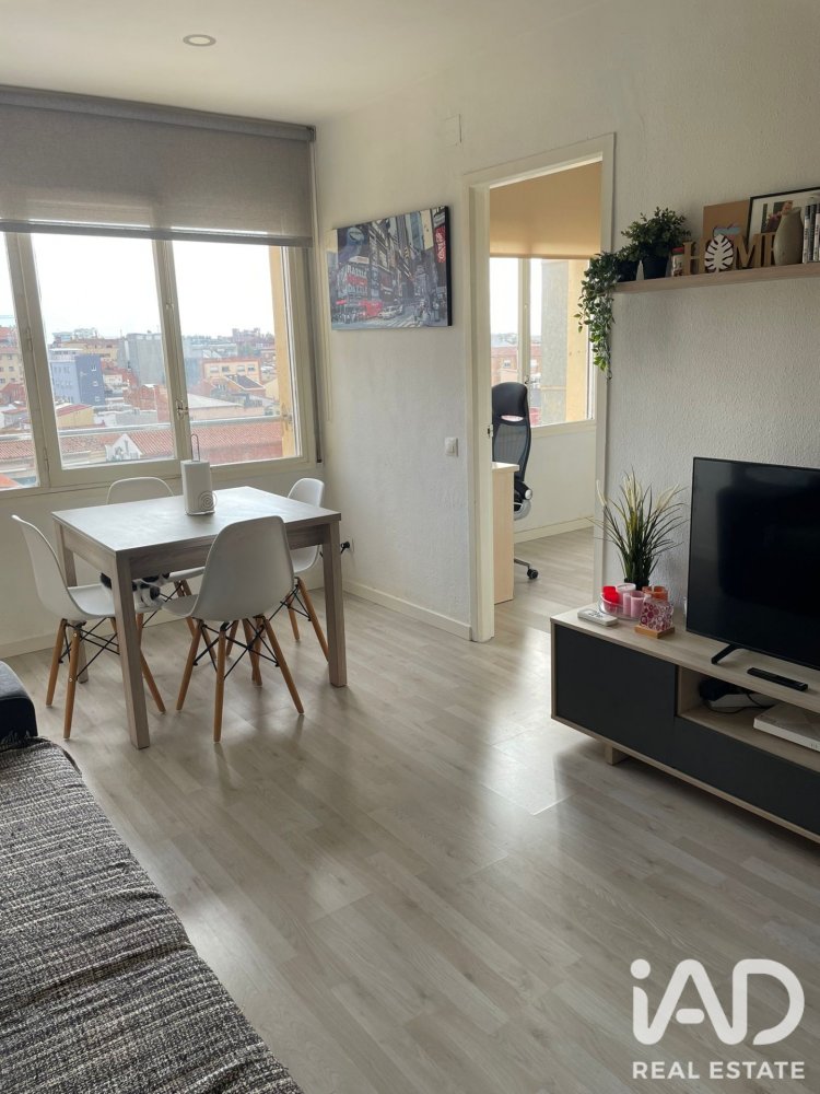 Apartamento en Sabadell, Barcelona, España 2 dormitorios, 76 m2 No. 197816