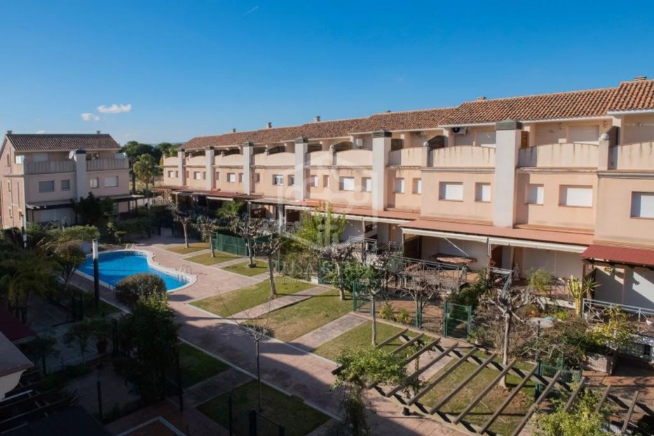 Townhouse à Calafell, Tarragona, Espagne 5 chambres, 200 m2 No. 197120