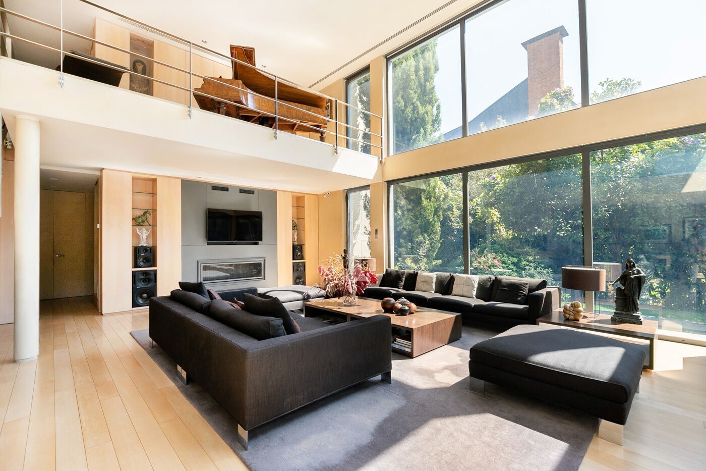 Māja Barcelona, Spānijā 7 istabas,  Nr. 197058