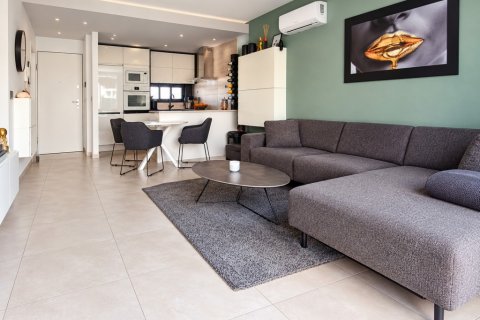 Apartment in Guardamar del Segura, Alicante, Spain 3 bedrooms, 93 sq.m. No. 199408