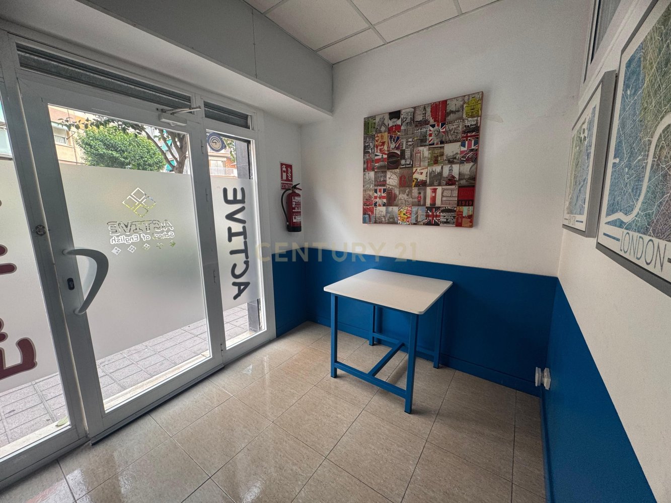 Commercial property in Sant Joan Despi, Barcelona, Spain 2 bedrooms, 53 sq.m. No. 199202