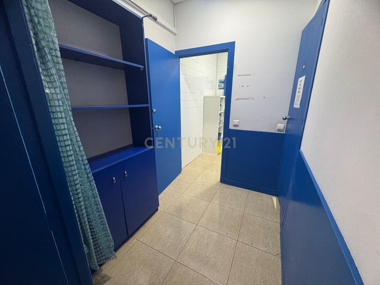 Commercial property in Sant Joan Despi, Barcelona, Spain 2 bedrooms, 53 sq.m. No. 199202
