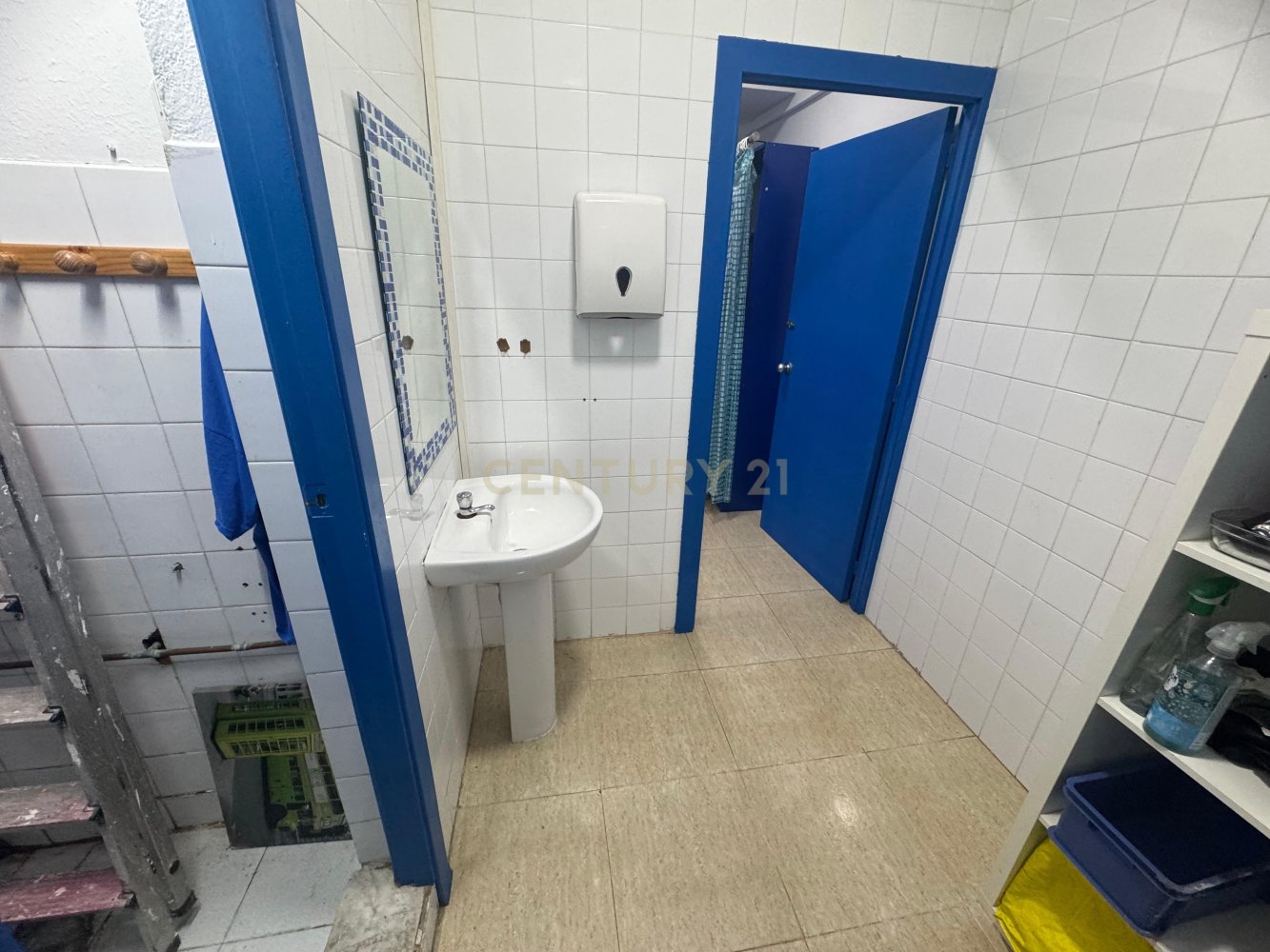 Commercial property in Sant Joan Despi, Barcelona, Spain 2 bedrooms, 53 sq.m. No. 199202