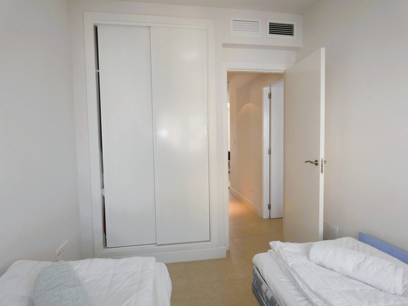 Apartment à Alicante, Espagne 4 chambres, 112 m2 No. 199342