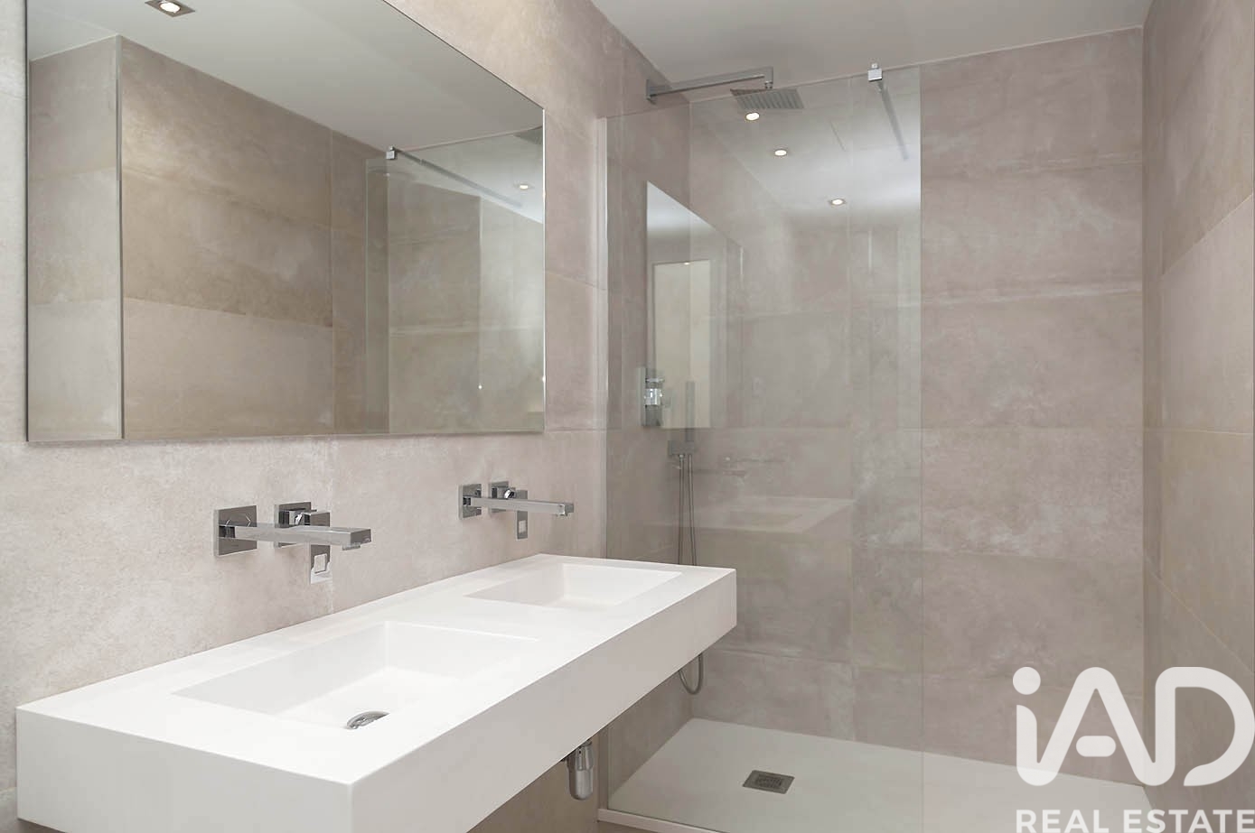 Dzīvoklis Barcelona, Spānijā 3 istabas, 130 m2 Nr. 197705