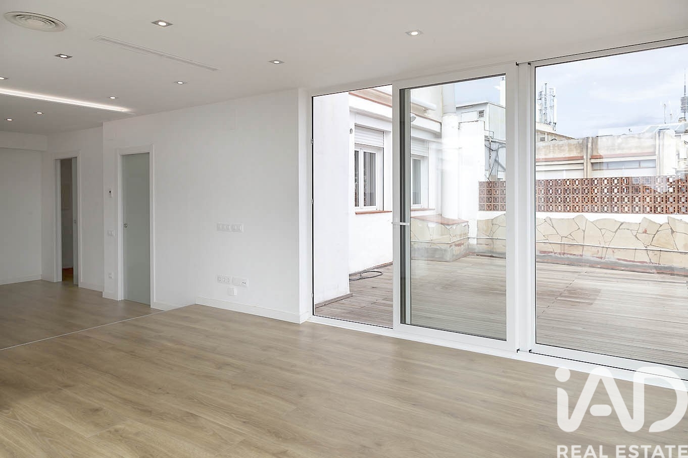 Dzīvoklis Barcelona, Spānijā 3 istabas, 130 m2 Nr. 197705