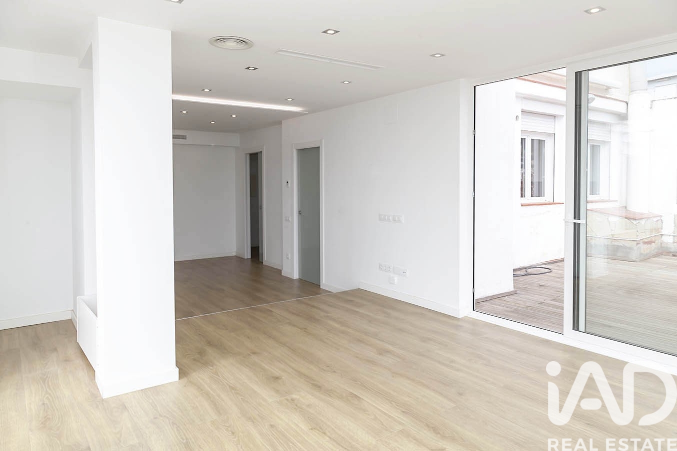 Dzīvoklis Barcelona, Spānijā 3 istabas, 130 m2 Nr. 197705