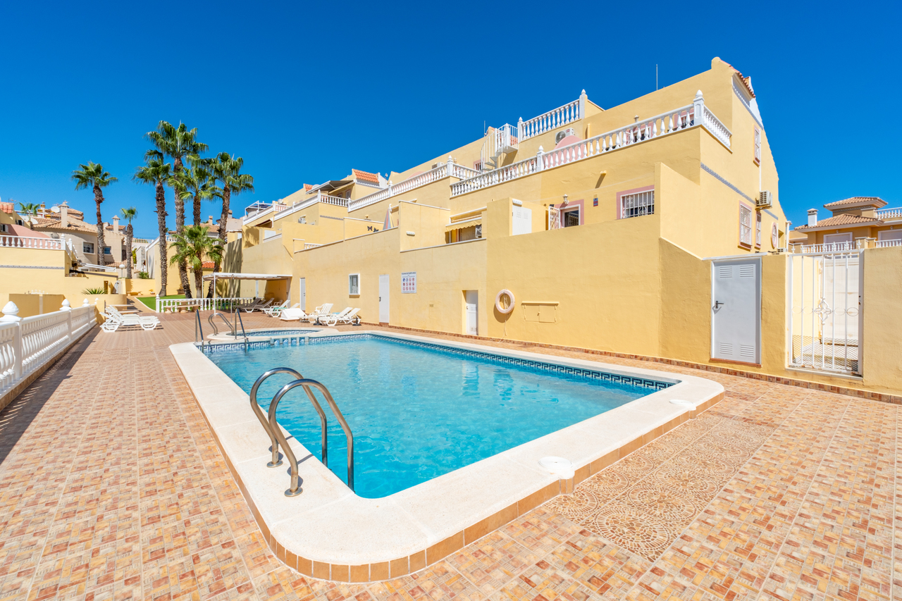 Rindu māja Villamartin, Alicante, Spānijā 2 istabas, 64 m2 Nr. 199747