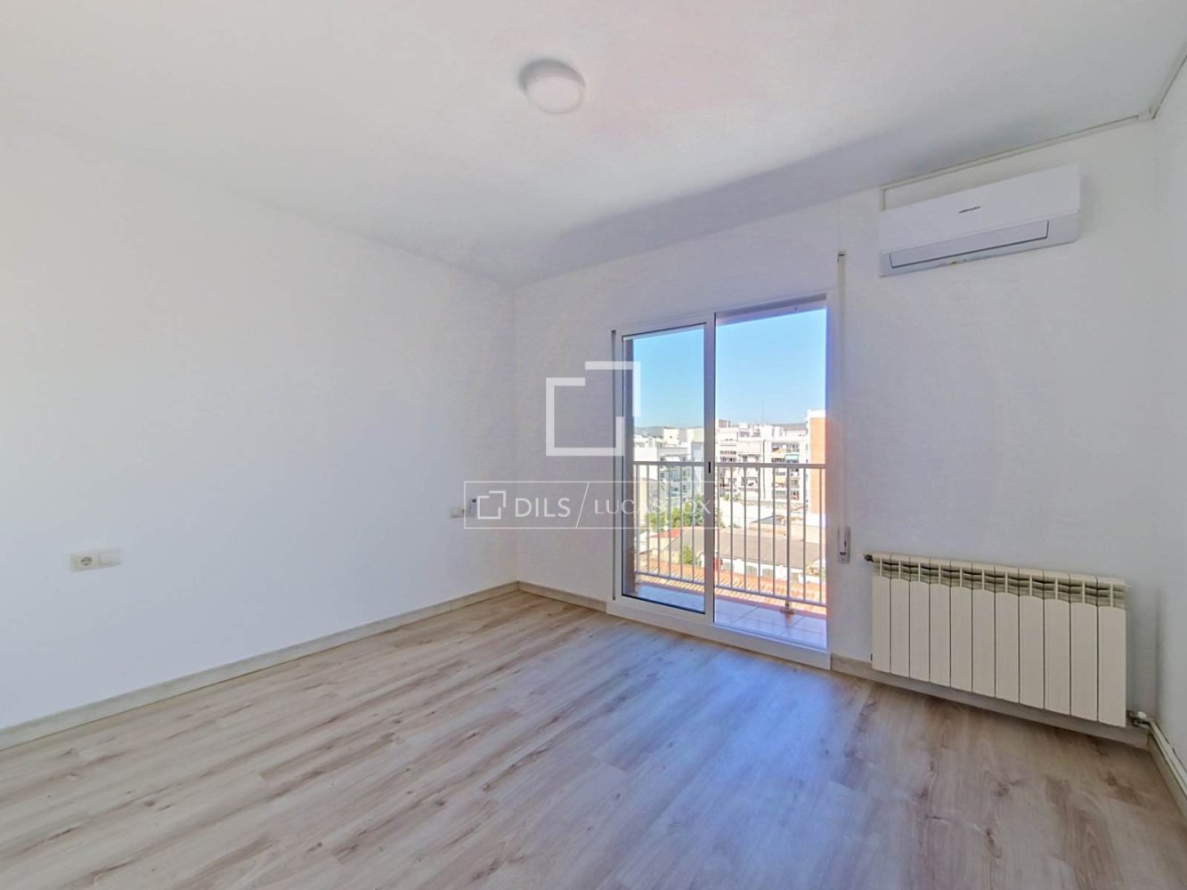 Attico a Vilanova i la Geltru, Barcelona, Spagna 3 camere da letto, 88 mq. N° 197616