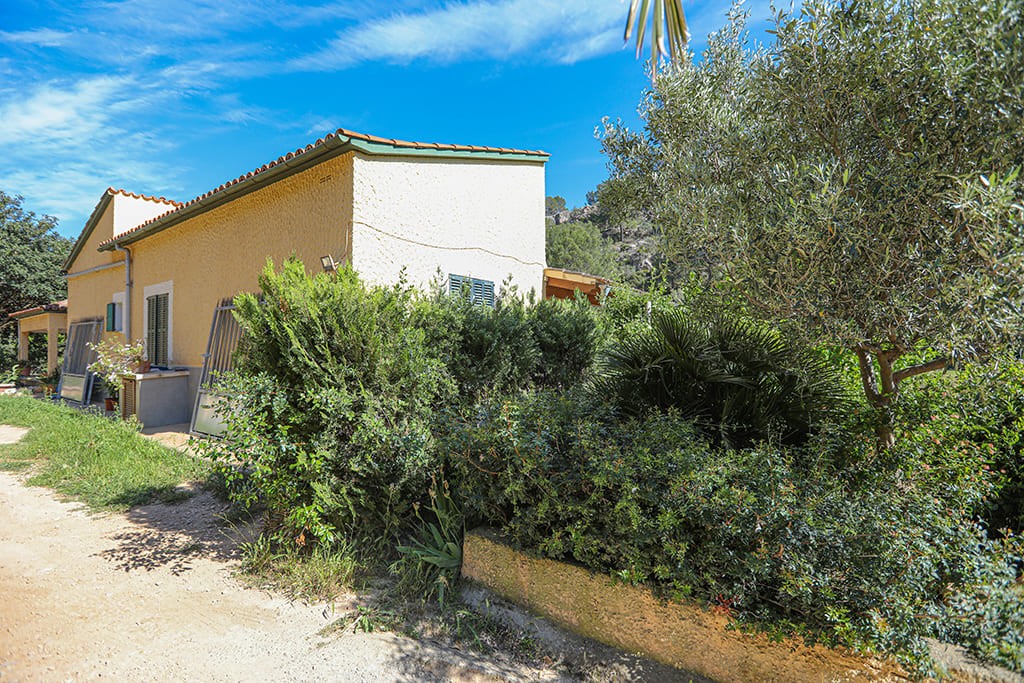 Villa en Sant Elm, Mallorca, España 6 dormitorios, 180 m2 No. 198837