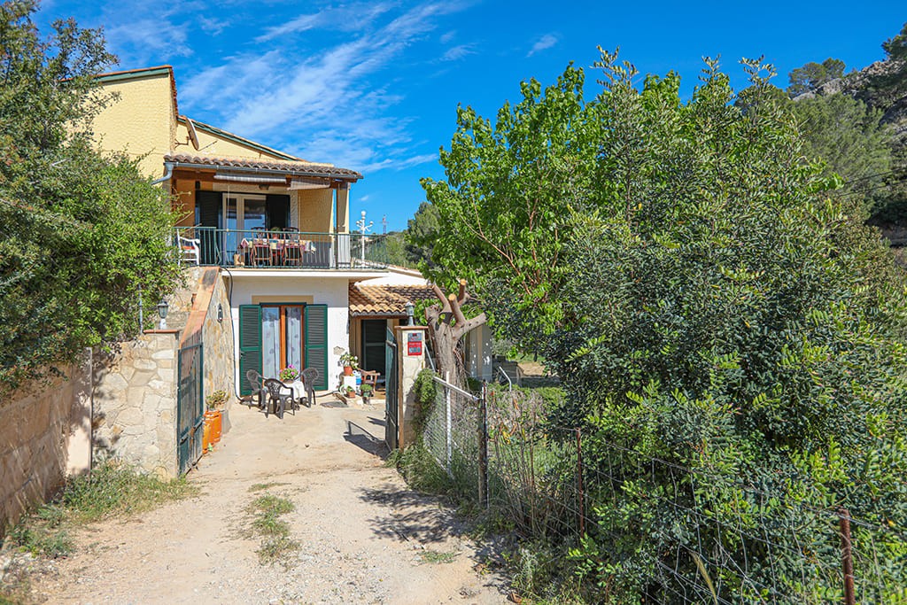Villa en Sant Elm, Mallorca, España 6 dormitorios, 180 m2 No. 198837